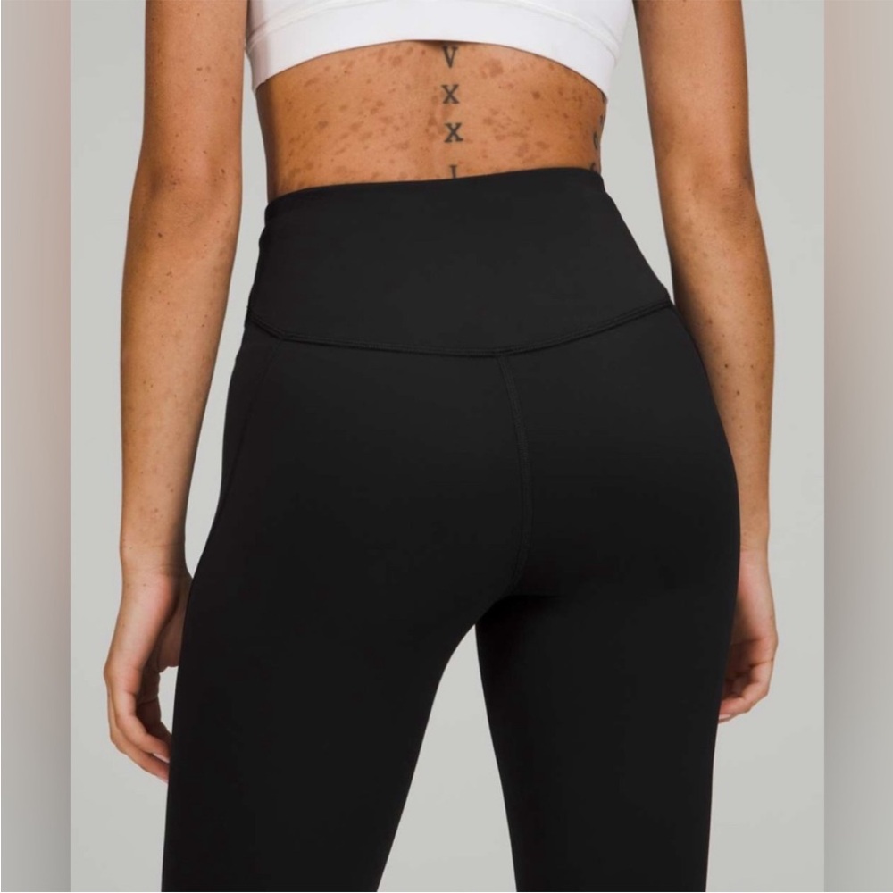 Lululemon Base Pace Crop 23” black size 10 - Picture 2 of 10